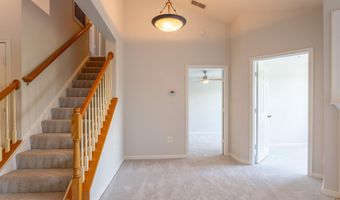 4951 BRENMAN PARK Dr 410, Alexandria, VA 22304