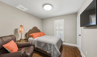 111 Acacia Ln, Abbeville, LA 70510