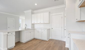 5474 CYPRESS Cir, College Park, GA 30349