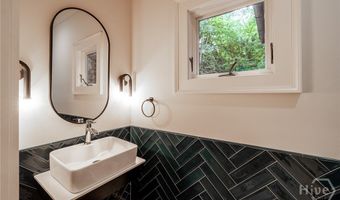 38 River Shoals Dr, Athens, GA 30606