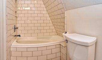 835 N Woodland Cir, Bloomfield, IN 47424