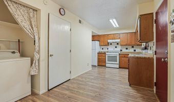 511 WESTERN Cir, Aztec, NM 87410
