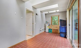 433 Foster Lake Rd, Blacksburg, SC 29702