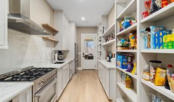 2309 Dinsmore Rd, Alpharetta, GA 30004