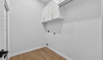 1307 S 9th St, Alamo, TX 78516