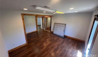 2780 Tynecastle Hwy, Banner Elk, NC 28604