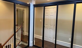 915 C St SE, Washington, DC 20003