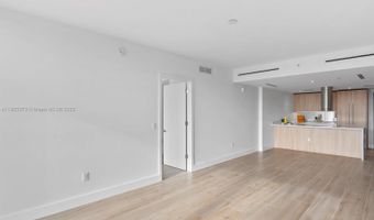 9901 W Bay Harbor Dr 605, Bay Harbor Islands, FL 33154