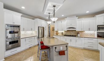 701 NE Georgetown Ct, Ankeny, IA 50021