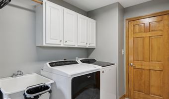 7144 Nile Ridge Ct, Indianapolis, IN 46236