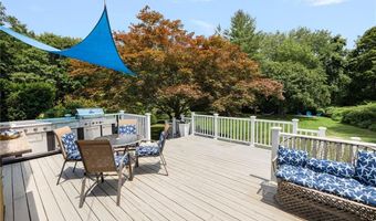 9 Foster St, Barrington, RI 02806