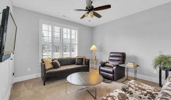 498 Double Bridge Rd, Boiling Springs, SC 29316