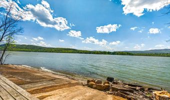 4362 Lake St, Bridport, VT 05734