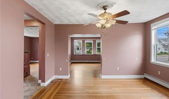 105 Park Ave, Cranston, RI 02905