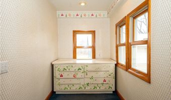 13522 North Rd, Alden, NY 14004