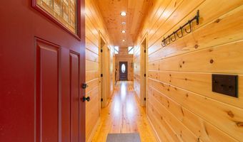 229 Whitetail Ridge Dr, Robbinsville, NC 28702