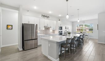 17040 Serengeti Cir, Alva, FL 33920