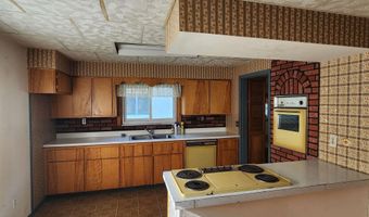 73385 Floral St, Armada, MI 48005