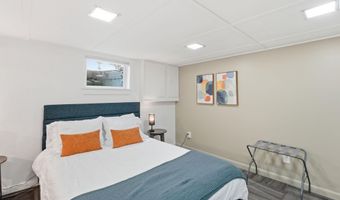 510 26TH Rd S, Arlington, VA 22202