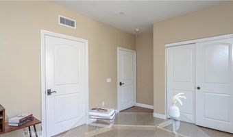672 E Valencia 108, Anaheim, CA 92805