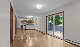 26 Channing St, Newport, RI 02840