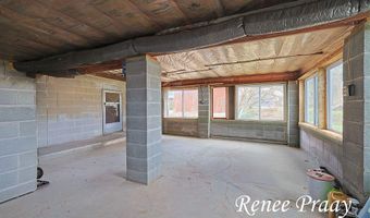 3511 Lake Allegan Dr, Allegan, MI 49010