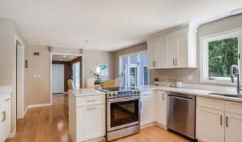 16 Pulpit Run, Amherst, NH 03031