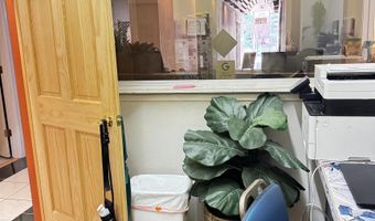 412 W Main St, Artesia, NM 88210