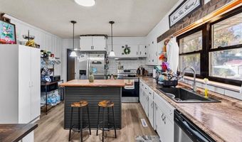 1236 Pepperidge Rd, Asheboro, NC 27205