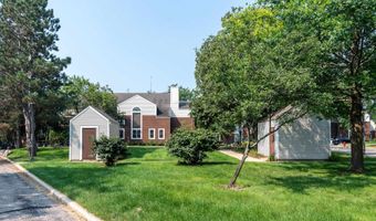 519 D'Onofrio Dr 3, Madison, WI 53719