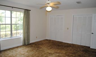 22 12th St, Apalachicola, FL 32320