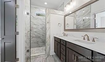 109 Frost Rd, Advance, NC 27006
