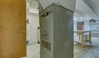 201 4th St, Armstrong, IA 50514