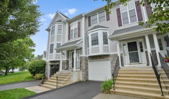 1802 Pinnacle Way 1802, Danbury, CT 06811
