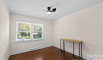 2014 Sandhurst Dr, Charlotte, NC 28205