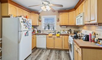 1119 E ALGONQUIN Rd 11, Arlington Heights, IL 60005