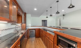 8790 Laurel Ridge Dr SE, Alto, MI 49302