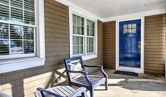 22 Lantern Ln, Barrington, RI 02806