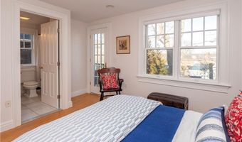 4 Kay Ter, Newport, RI 02840