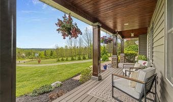 13 Colony Ct, Alexander, NY 14011