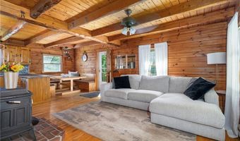 450 Franklin Rd, Coventry, RI 02816