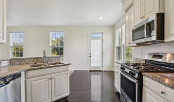 2421 BAILEYS POND Rd, Accokeek, MD 20607