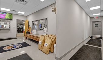 282 Veterans Pkwy, Barnesville, GA 30204