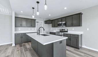 108 Oak Tree Pl, Avilla, IN 46710