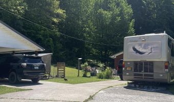 380 Daniels Crk, Banner, KY 41603