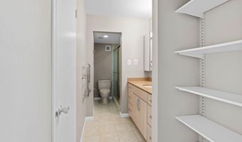 8315 N BROOK Ln 2-806, Bethesda, MD 20814
