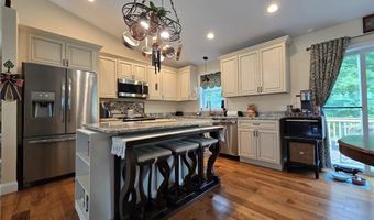 163 Morgan Ave, Johnston, RI 02919