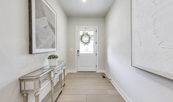6934 RENITA Ln, Bethesda, MD 20817