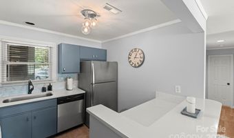 9817 Emerald Point Dr 5, Charlotte, NC 28278