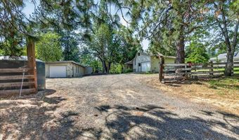 624 Crowson Rd, Ashland, OR 97520